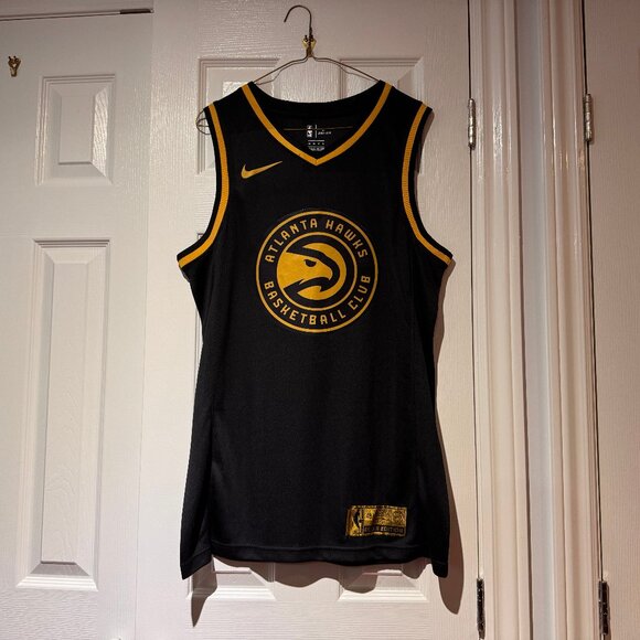 Replica Trae Young Atlanta Hawks NBA Jersey - Picture 2 of 3